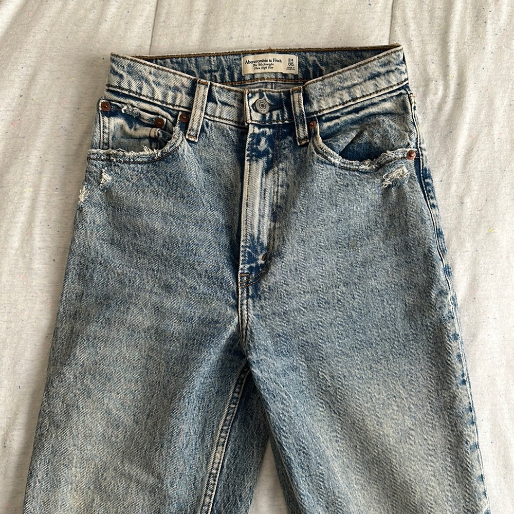 Abercrombie & Fitch 90’s Straight Ultra High Rise Jeans